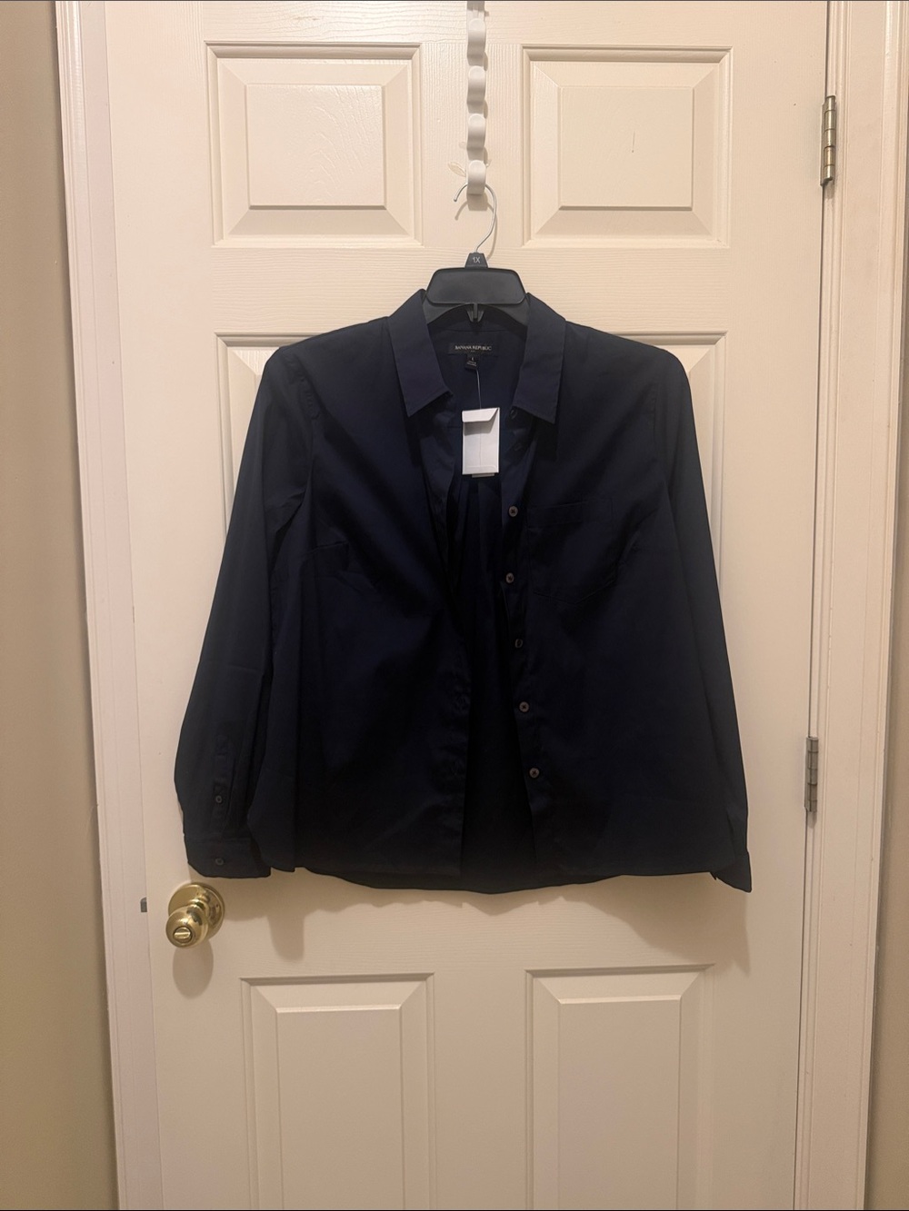 Banana Republic navy women’s Dress Shirt - Button Front Collared